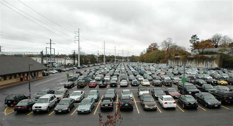 Fairfield vote dissolves train stations parking authority
