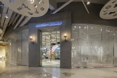 Unicorn x Basement服装店设计 – 米尚丽零售设计网-店面设计丨SI设计丨专卖店设计丨餐厅设计丨VI设计