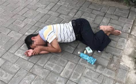 民生小事 | 男子醉酒躺路边 巡逻民警急救助_深圳新闻网