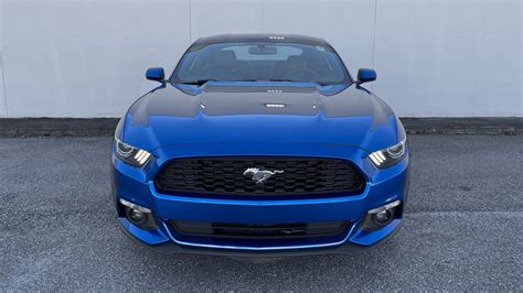 Used 2017 Ford MUSTANG ECOBOOST 2.3L PREMIUM / 6-SPD MANUAL / SYNC3 / REARVIEW For Sale (Special ...