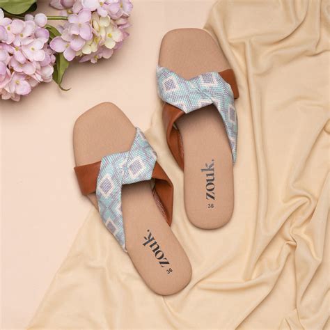 Footwear Online: Buy Men’s & Ladies Footwear at Best Price in India | Zouk