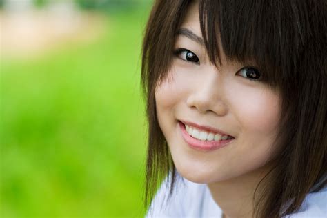 WOMEN 的图像结果