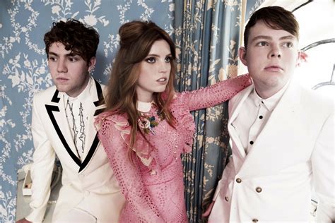 Echosmith Band HD Wallpaper - Stylish Sydney Sierota Desktop Background