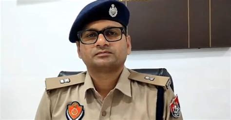 ਨਸ਼ਾ ਤਸਕਰਾਂ ਦੇ ਹੌਸਲੇ ਬੁਲੰਦ, ਮਿੱਡੂ ਮੱਲ ਸਟਰੀਟ 'ਚ ਸ਼ਰੇਆਮ ਵੇਚੇ ਜਾ ਰਹੇ ਸੀ ...