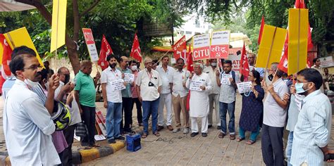 Unions Mark Quit India Day With Protests Against Anti-People Modi Govt ...