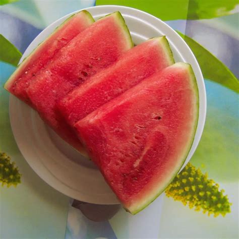 How to Tell if a Watermelon is Ripe or Bad