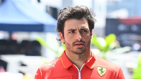 Sainz se subirá al Ferrari en los Libres 1 de Yeda pese a no estar al 100% | SoyMotor.com