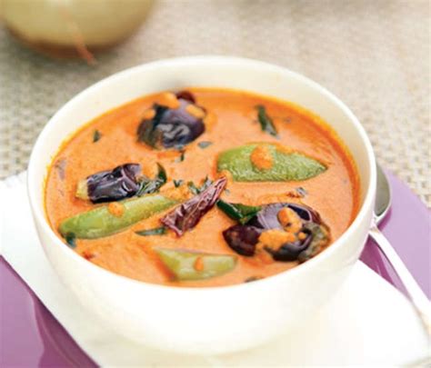 Dinner Special: अलग तरीके से बनाकर खाएं बैंगन की सब्जी - mirch-and ...