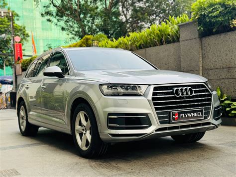 Used Audi Q7 45 TDI Quattro 2017 for Sale – Luxury SUV in Excellent Condition - FLYWHEEL