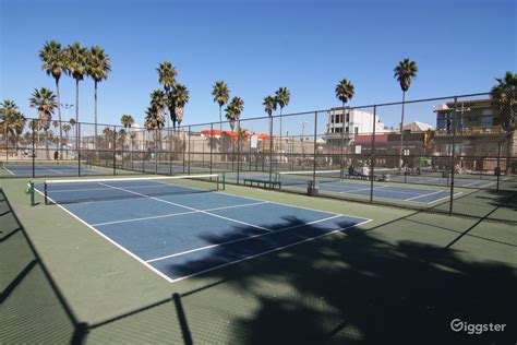 Venice Beach Recreation Center | Rent this location on Giggster