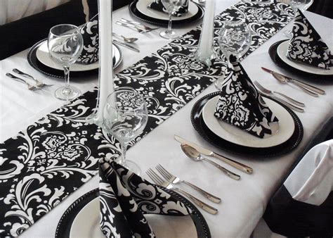 Black and White Damask Table Runner | Black and white table runner for ...