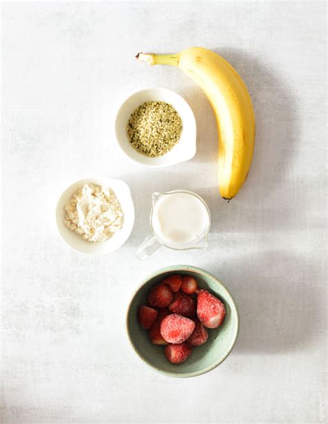Strawberry Protein Hemp Seed Smoothie - Sip Sip Smoothie