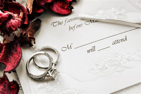 What does the m mean on a wedding response card | Beachweddingtips.com