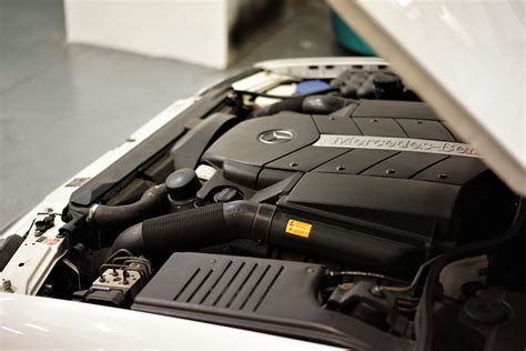 Remove Computer Module Mercedes R129 SL500 的图像结果