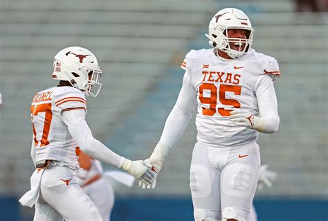 Texas Football: 3 defensive standouts from the closed spring scrimmage