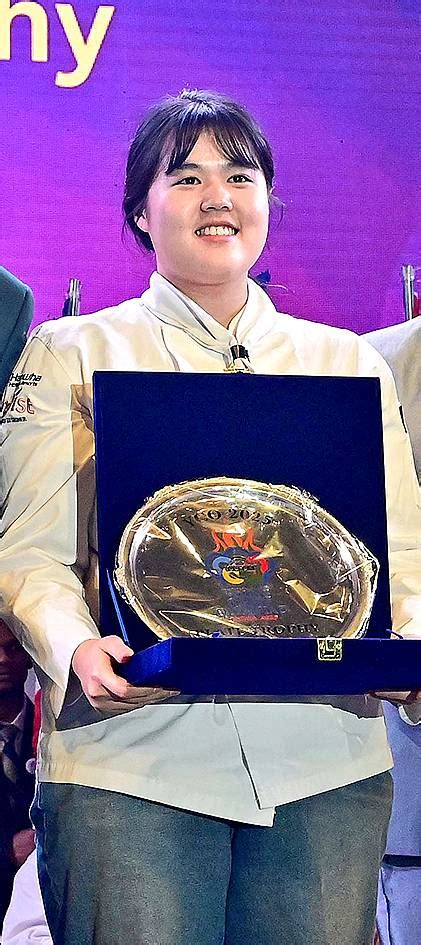 Moods and moments from the gala closing ceremony of IIHM’S Young Chef ...
