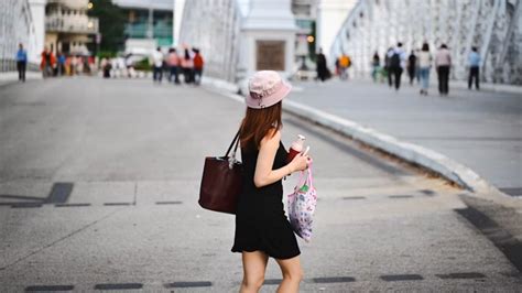 Singapore Fines Tourists Should Know: 10 Strict Rules That Can Cost You