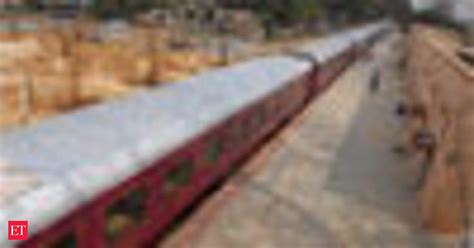 Railway Budget 2009-10: 50 railway stations to be of world standard ...