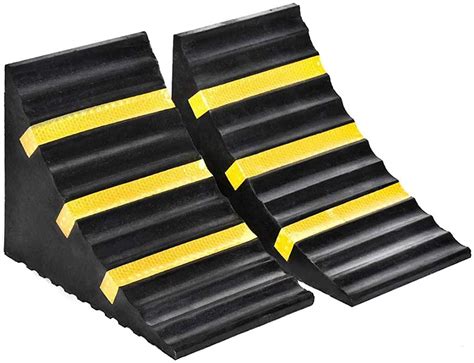 Best RV Wheel Chock 的图像结果