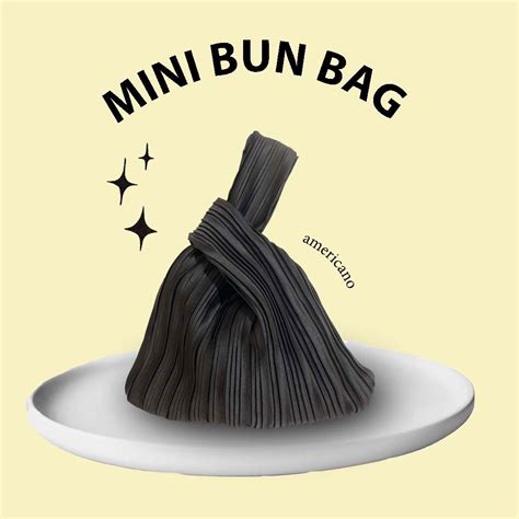 Wyllabrand กระเป๋าผ้าพลีท mini bun bag americano | LINE SHOPPING