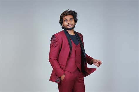 Pre Wedding Outfit Rentals in Hyderabad | Styleasing