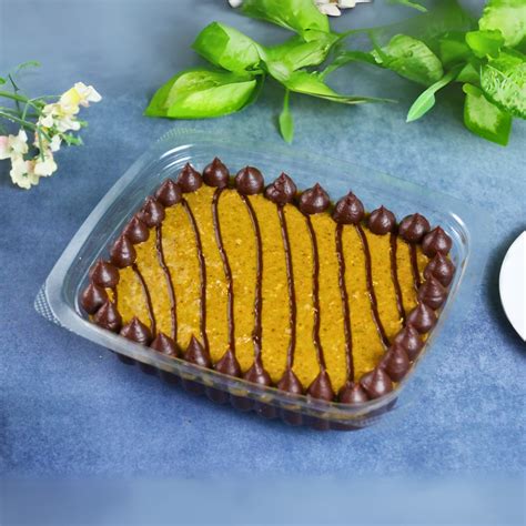 Layered Cakes & Mini Indulgence – Daffodils Patisserie