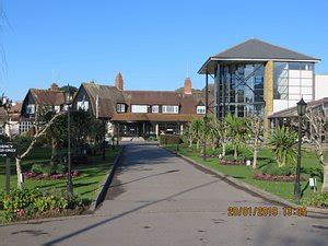 WARNER HOTELS - SINAH WARREN HOTEL (Hayling Island, Hampshire) - Resort ...