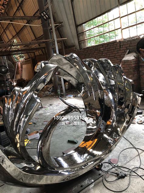艺术圆环不锈钢雕塑镜面金属园林景观摆件·售楼处案例|手工艺|铁艺|Ochna - 原创作品 - 站酷 (ZCOOL)