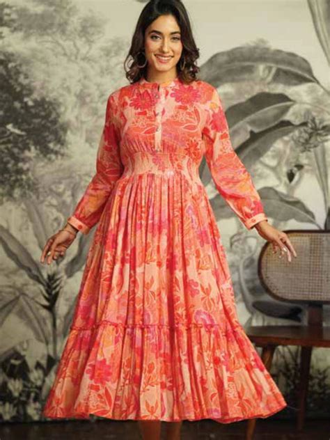 Pepper Sleeve's Collection Captures the Latest Fashion Trends: