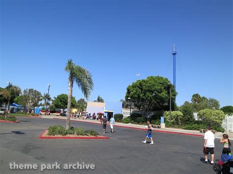 Manta Sea World San Diego | Theme Park Archive
