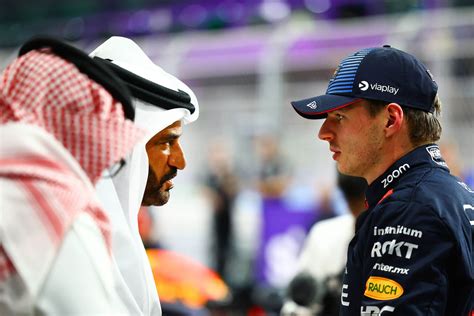 How Much Do F1 Engineers Earn? | F1 Engineer Salary Revealed