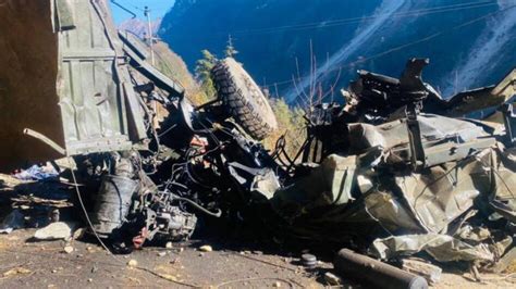 Sikkim: Army vehicle meets with accident in North Sikkim, several ...