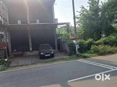 Commercial building for sale 5 cent land and four shop Thiruvilwamala ...