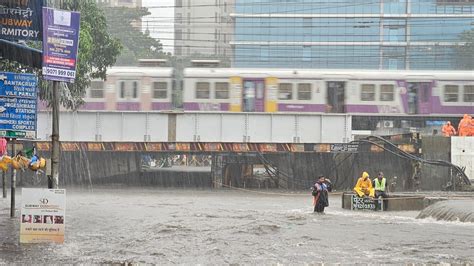Local Train News in Mumbai Today 的图像结果