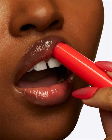 M.A.C Squirt Plumping Lip Gloss Stick