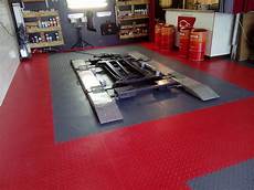 pvc platten verlegen werkstattboden kfz boden aus pvc fliesen platten pvc platten verlegen werkstattboden kfz boden aus pvc fliesen platten