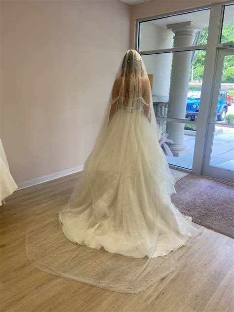 Stella York New Wedding Dress Save 12% - Stillwhite