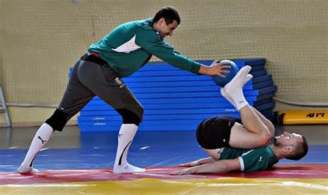 Partner Assisted Contortion 的图像结果