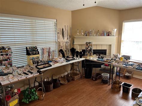 Estate sale in Pensacola, FL starts on 5/19/2023