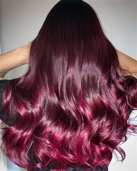 Black cherry hair color - an incredible combination in coloring
