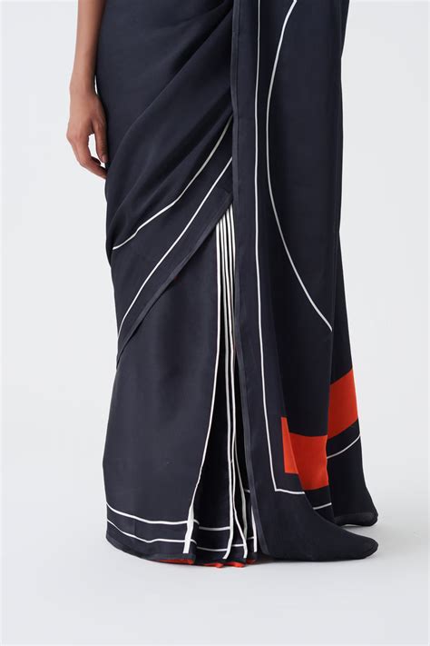 AMELIA SAREE – JALORI DESIGN STUDIO PVT LTD