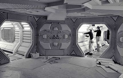 Explore Captivating Alien Ship Interior Designs