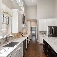 White Marble Subway Tile Backsplash by Modern White Gray Subway Marble Backsplash Tile White Marble Subway Tile Backsplash