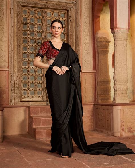 Parizah Saree – AGASHE