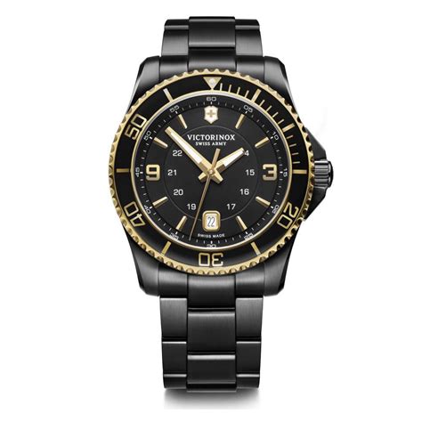 VICTORINOX Men MAVERICK - 241884 – The Watch Factory