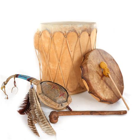 Lot - Native American Instruments (5pcs)