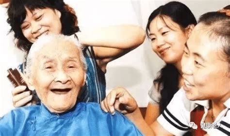 [扫描]中国养老现状:每9人中就有1位老人