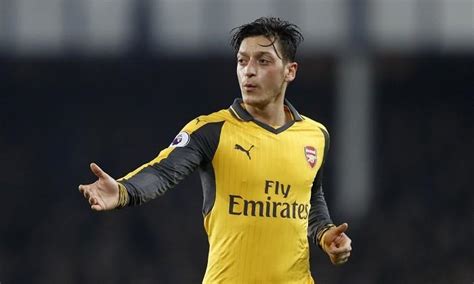 Michael Ballack urges Mesut Ozil to leave Arsenal for Bayern Munich ...