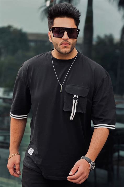 Gritstones Black Oversized Pocket T-Shirt