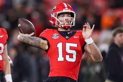 Georgia football announces Carson Beck's expected return from elbow injury